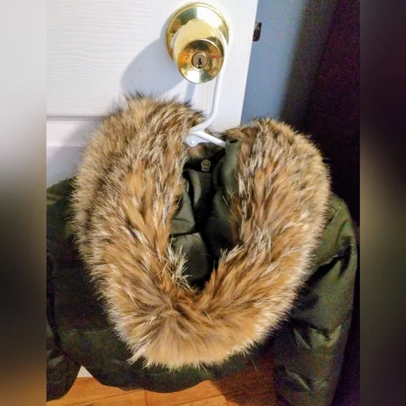 Coach Coyote Hooded Puffer Coat - Picture 11 of 12